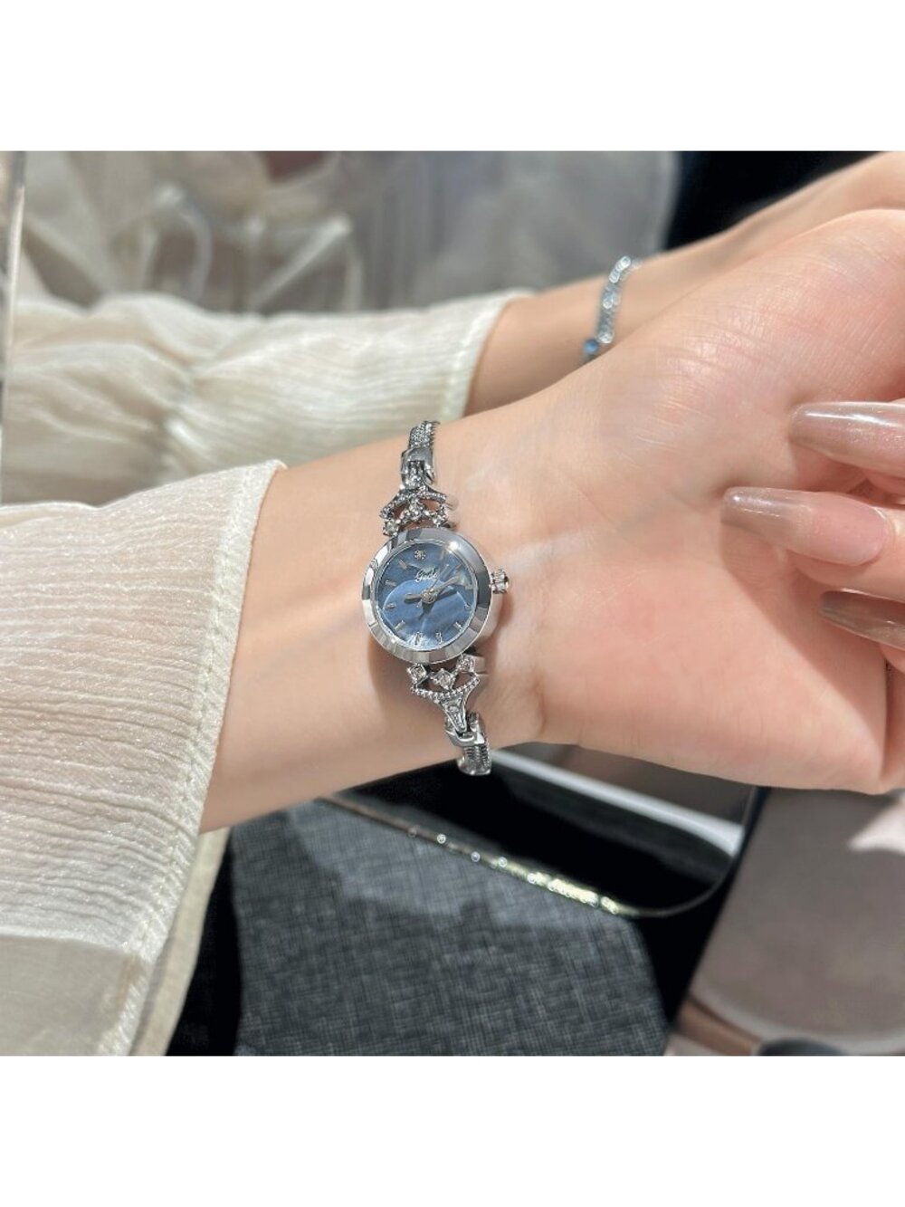 Women's Silver Blue Elegant Steel Mesh Strap Rhinestone Pearl Dial Quartz Watch - Picture 5 of 6